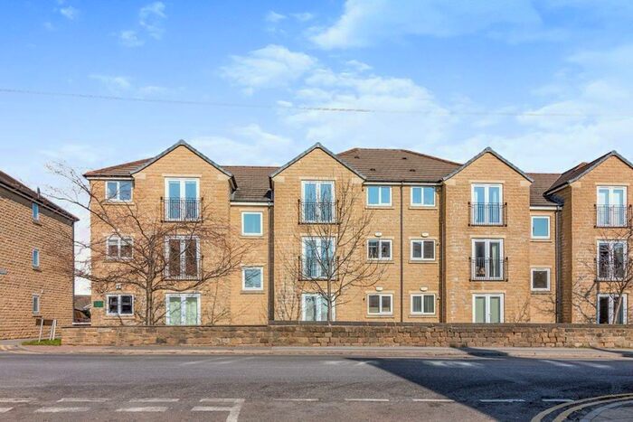 2 Bedroom Flat To Rent In Jordan Hill, Gawber Road, Barnsley, South Yorkshire, S75