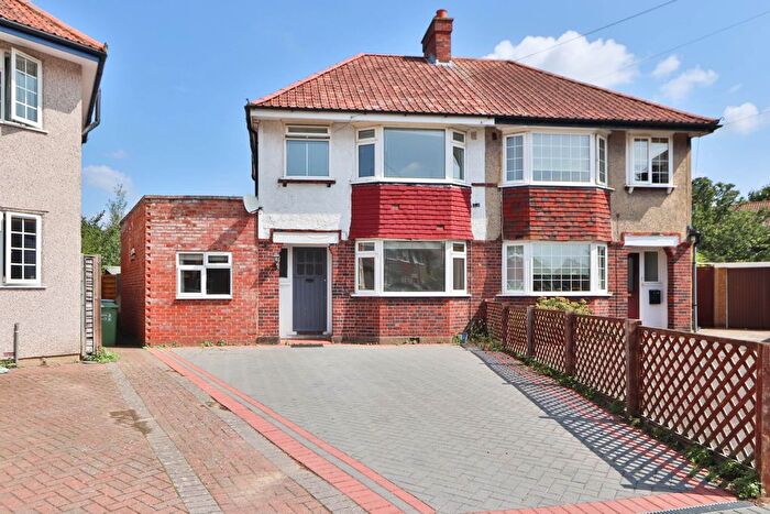 5 Bedroom Semi-Detached House For Sale In Highbury Close, New Malden, KT3