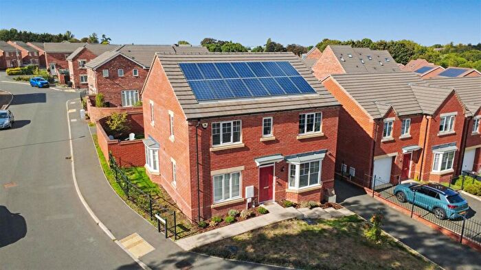 4 Bedroom Detached House For Sale In Darsdale Drive, Raunds, NN9