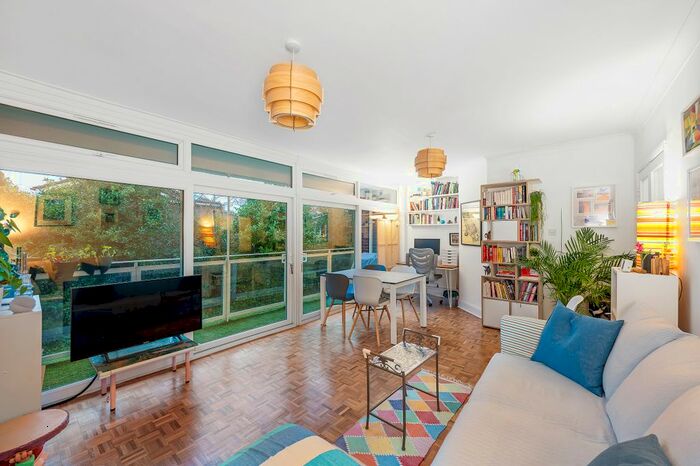 2 Bedroom Flat To Rent In Clarence Avenue, London, SW4