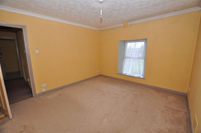 4 Bedroom Detached House For Sale In Tenby Road, St. Clears, Carmarthen, SA33