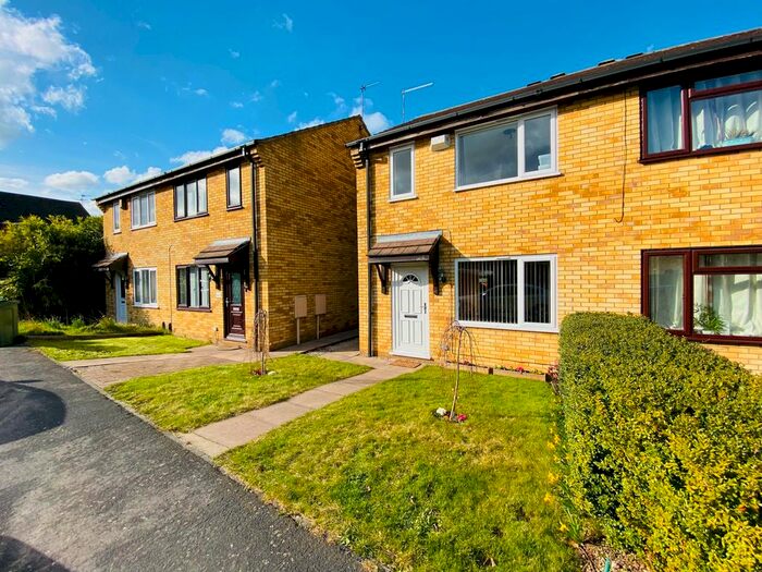 3 Bedroom Semi-Detached House To Rent In Ravensthorpe Drive, Loughborough, LE11