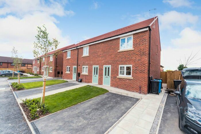 2 Bedroom End Of Terrace House To Rent In Waudby Way, Hull, East Riding Of Yorkshi, HU9