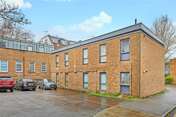 1 Bedroom Flat To Rent In Leda Road, London, SE18