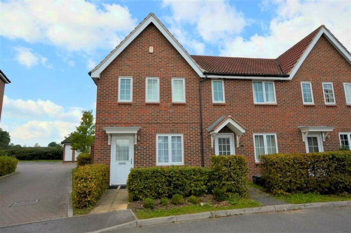 2 Bedroom End Of Terrace House To Rent In Beatty Rise, Spencers Wood, Reading, Berkshire, RG7