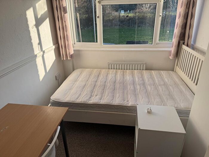 Studio To Rent In Tennyson Avenue, Canterbury, CT1