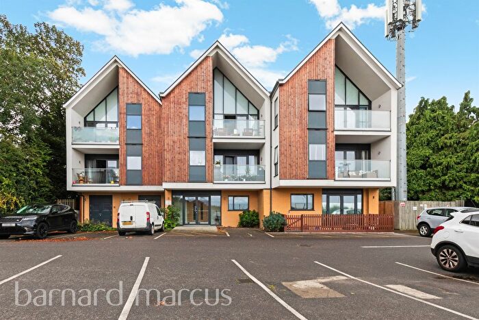 1 Bedroom Flat For Sale In Mollison Drive, Wallington, SM6