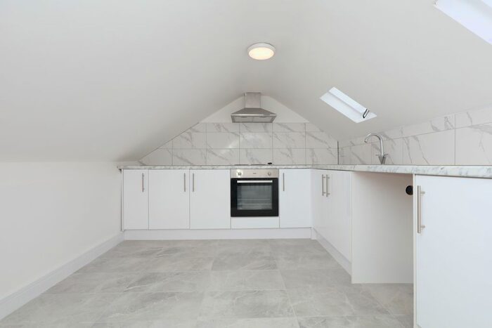 Studio To Rent In Graham Road, Harrow, HA3