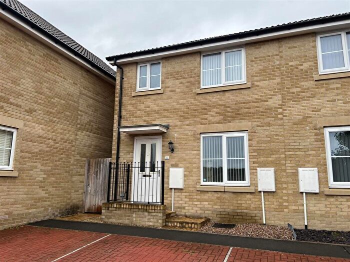 3 Bedroom Semi-Detached House To Rent In Heol Mathews, Coity, Bridgend, CF35