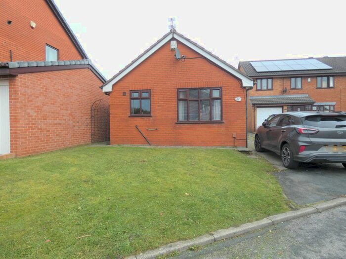 2 Bedroom Detached Bungalow To Rent In Applethwaite, Ince, Wigan, WN2