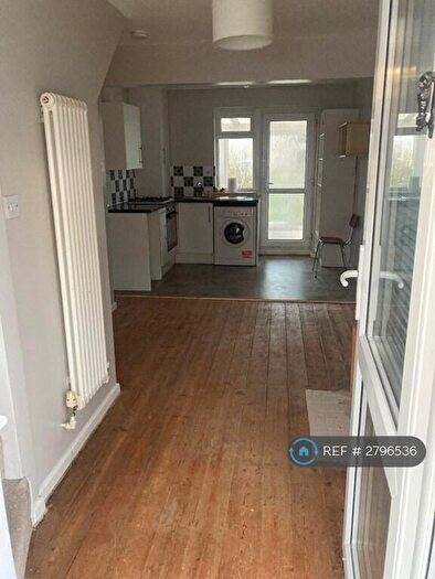 2 Bedroom Terraced House To Rent In Zealand Road, Canterbury, CT1