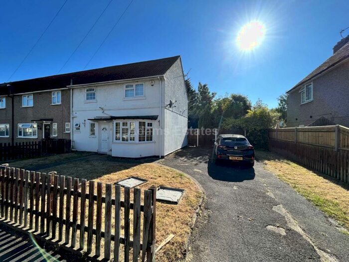 4 Bedroom End Of Terrace House To Rent In Linden Road, Reading, RG2