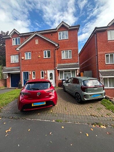 5 Bedroom Semi-Detached House For Sale In Mercia Drive, Birmingham, B14