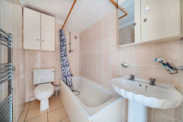 1 Bedroom Apartment For Sale In Eastdown Park, London, SE13