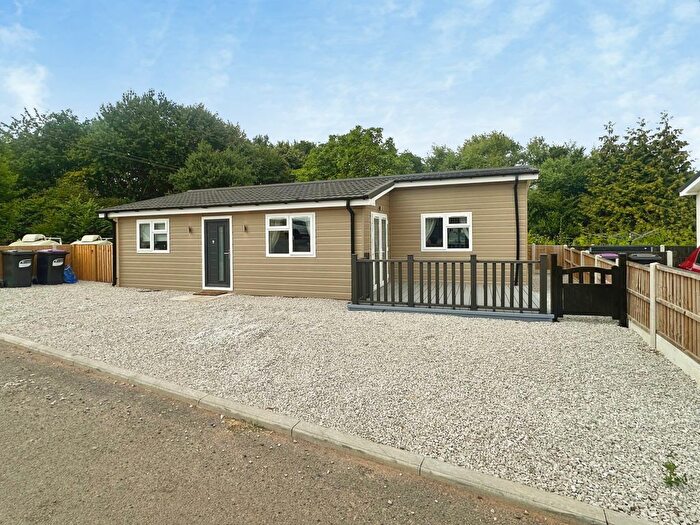 2 Bedroom Park Home For Sale In Digbeth Lane, All Saints Park, Claverley, WV5