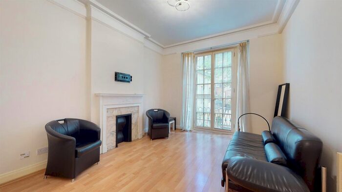 2 Bedroom Flat To Rent In Berkeley Street, London, W1J