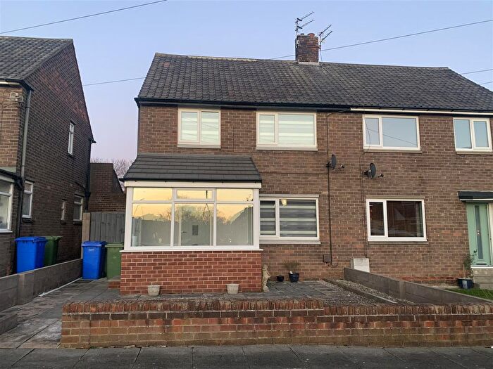 Semi-Detached House To Rent In Hallington Drive, Seaton Delaval, Whitley Bay, NE25