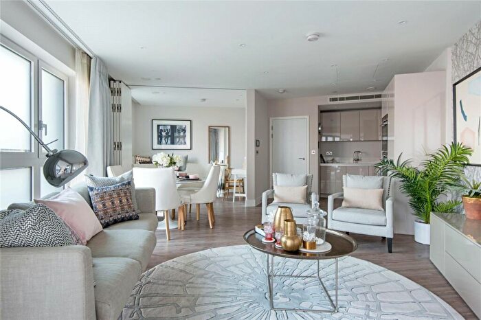 3 Bedroom Apartment To Rent In Wiverton Tower, E1