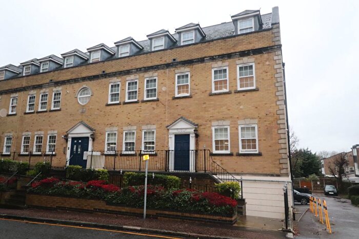 1 Bedroom Flat To Rent In Knight Court, Brentwood, CM14