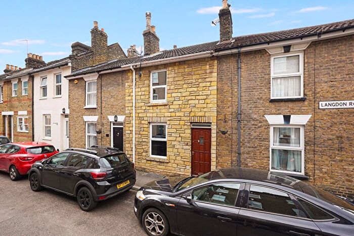 2 Bedroom Terraced House To Rent In Langdon Road, Rochester, ME1