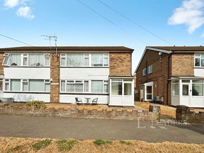 2 Bedroom Apartment For Sale In Queensway, Holland-on-Sea, Clacton-on-Sea, CO15