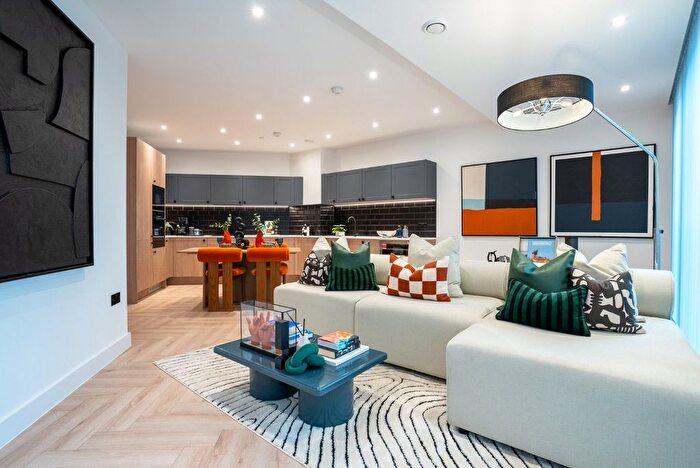 3 Bedroom Flat For Sale In Bankside, Colliers Yard, Manchester, Greater Manchester, M3