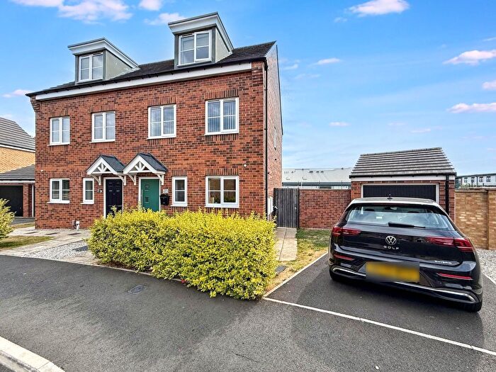 3 Bedroom Semi Detached House For Sale In Danesly Close, Peterlee, SR8