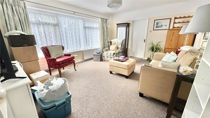 2 Bedroom Apartment For Sale In York Avenue, West Kirby, Wirral, Merseyside, CH48