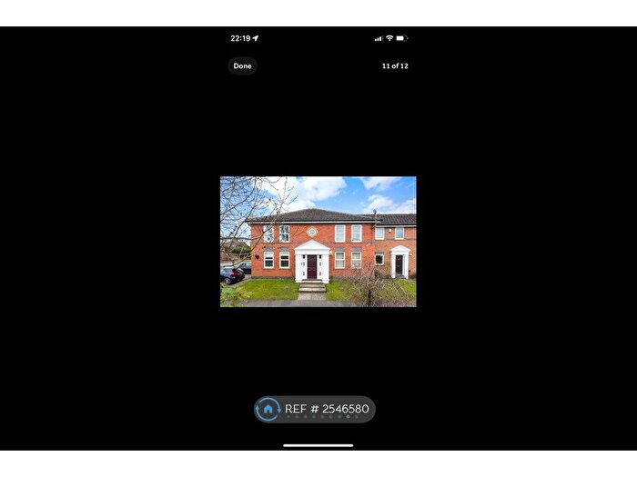2 Bedroom Flat To Rent In Nicholas Gardens, York, YO10