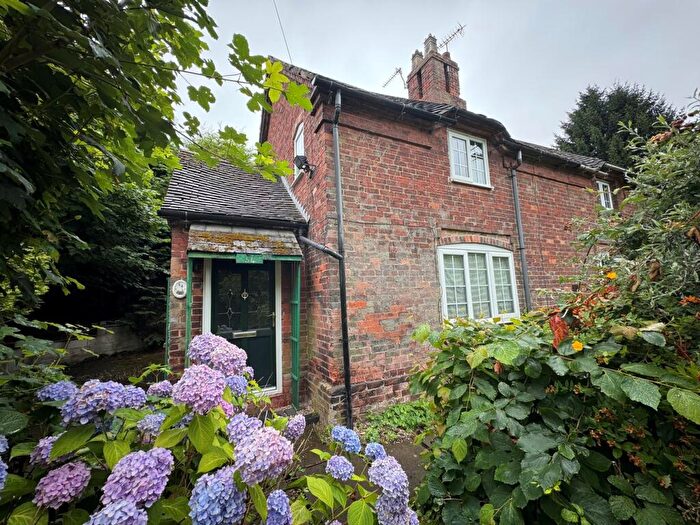 2 Bedroom Semi-Detached House For Sale In Ashby Road East, Bretby, Burton-on-Trent, DE15