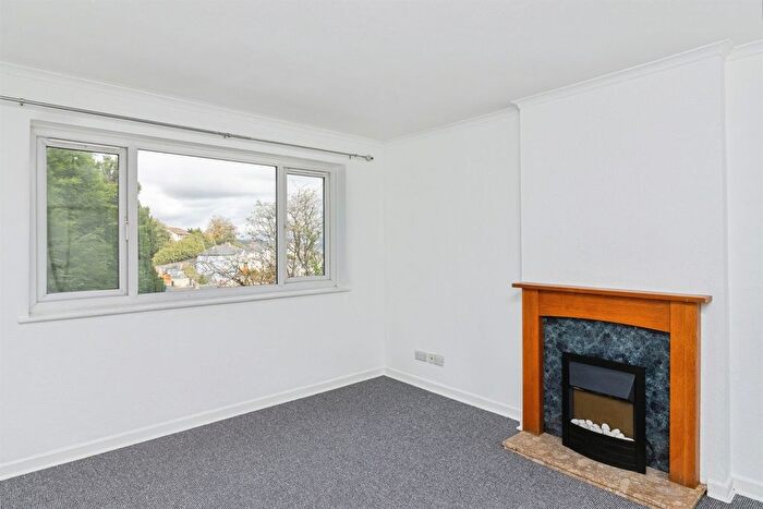 2 Bedroom Flat For Sale In Stanmore Tor, Paignton, TQ3