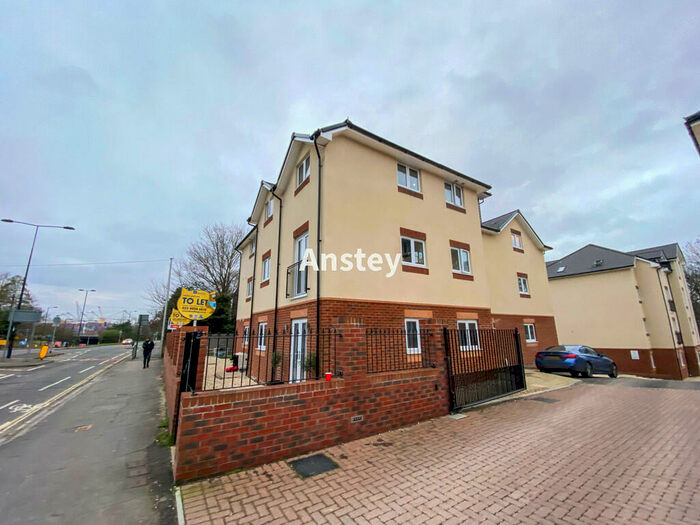 1 Bedroom Flat To Rent In Flat Spire View, Paynes Road, SO15