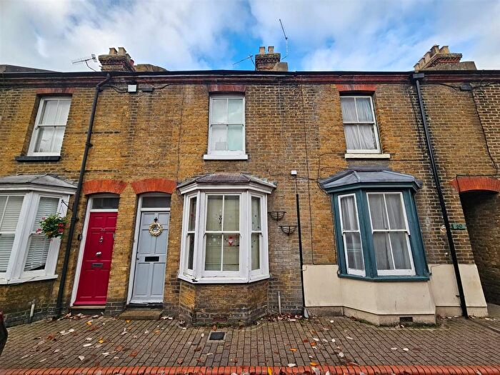 2 Bedroom Terraced House To Rent In St Peters Grove, Canterbury, CT1
