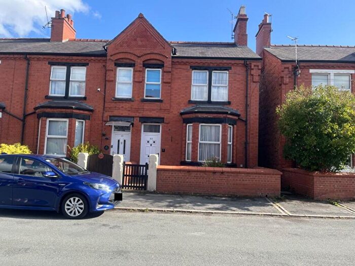 4 Bedroom Terraced House For Sale In Beechley Road, Wrexham, LL13