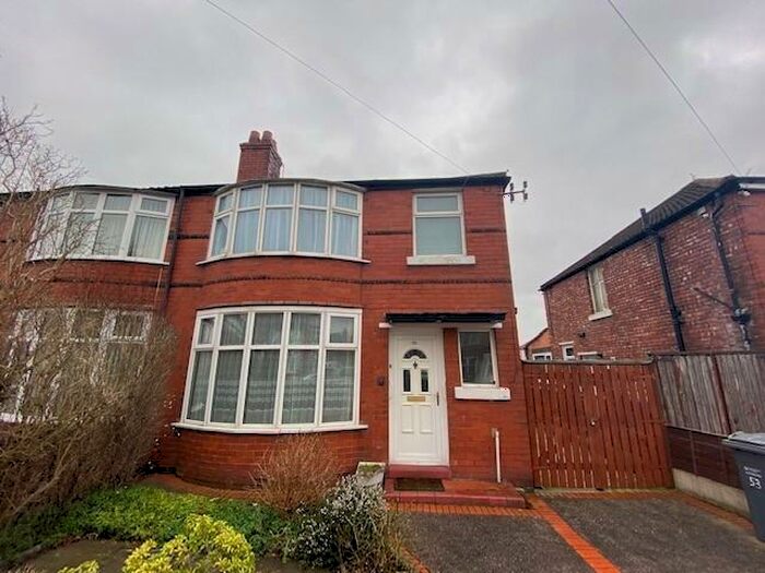 3 Bedroom House To Rent In Finchley Road, Manchester, M14