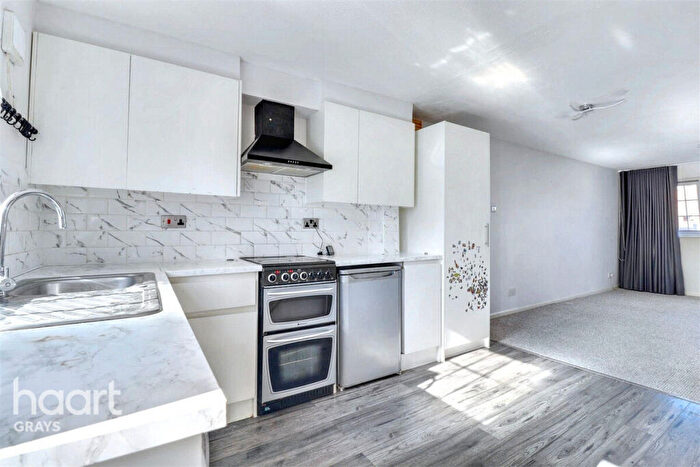 2 Bedroom Terraced House To Rent In Thamley, Purfleet, RM19