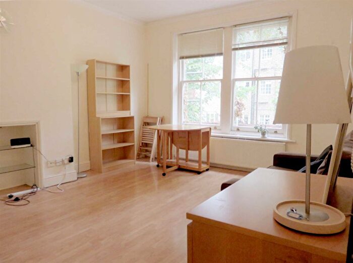 Studio To Rent In Glenilla Road, London, NW3