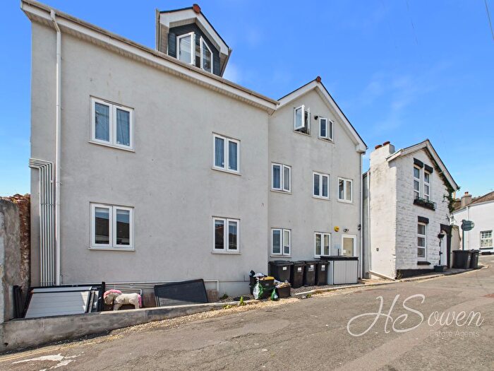 2 Bedroom Flat For Sale In Laburnum Street, Torquay, TQ2