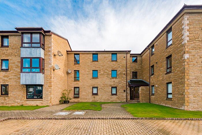 2 Bedroom Flat For Sale In / North Meggetland, Edinburgh, EH14