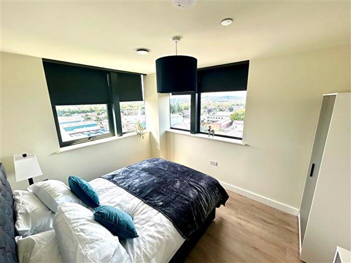 2 Bedroom Apartment To Rent In Birmingham Road, West Bromwich, B70