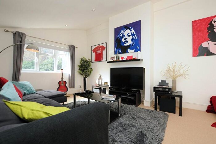 2 Bedroom Flat To Rent In Cecile Park, Crouch End, N8