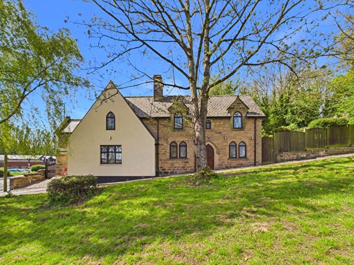 6 Bedroom Detached House For Sale In South Baileygate, Pontefract, WF8