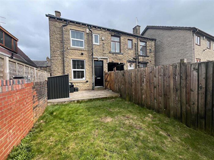 2 Bedroom Terraced House For Sale In John Street, Bradford, BD4