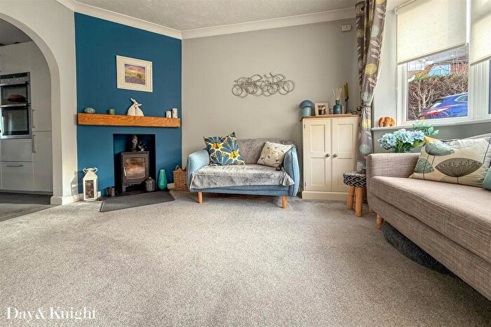 3 Bedroom Terraced House For Sale In Throckmorton Road, Bungay, NR35