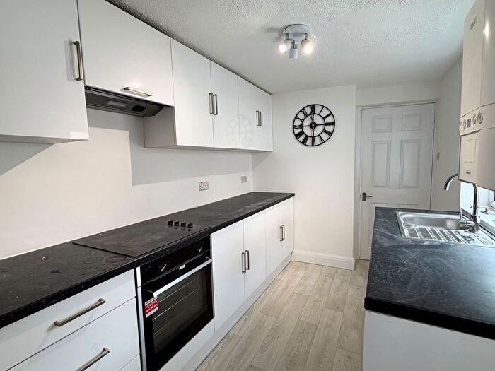 3 Bedroom Property To Rent In Branston Road, Burton-On-Trent, DE14
