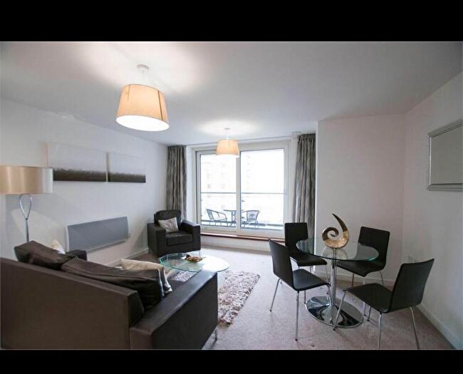 2 Bedroom Apartment To Rent In Douglas House, Prospect Place, Cardiff, CF11