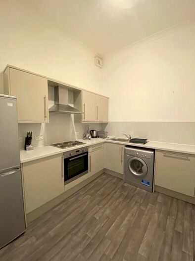 4 Bedroom Flat To Rent In Morrison Street, West End, Edinburgh, EH3