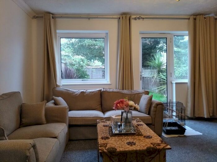 3 Bedroom Terraced House To Rent In Orchard Way, Acocks Green, B27