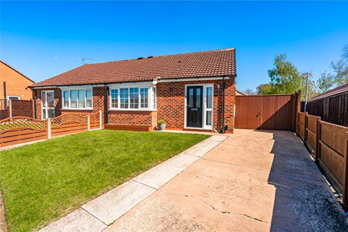 2 Bedroom Bungalow For Sale In Tennyson Close, Caistor, Market Rasen, LN7