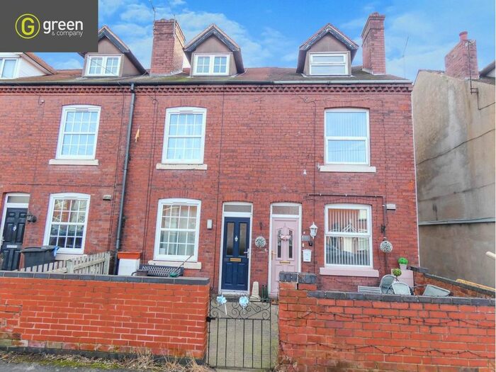 3 Bedroom Town House For Sale In Piccadilly, Kingsbury, Tamworth, B78